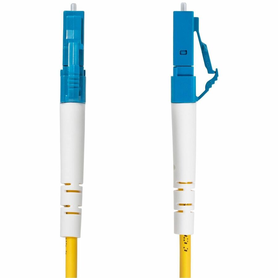 StarTech.com 15m (49.2ft) LC to SC (UPC) OS2 Single Mode Simplex Fiber Optic Cable, 9/125, 40G/100G, Low Insertion Loss, LSZH Jumper Cord — SPSMLCSC-OS2-15M