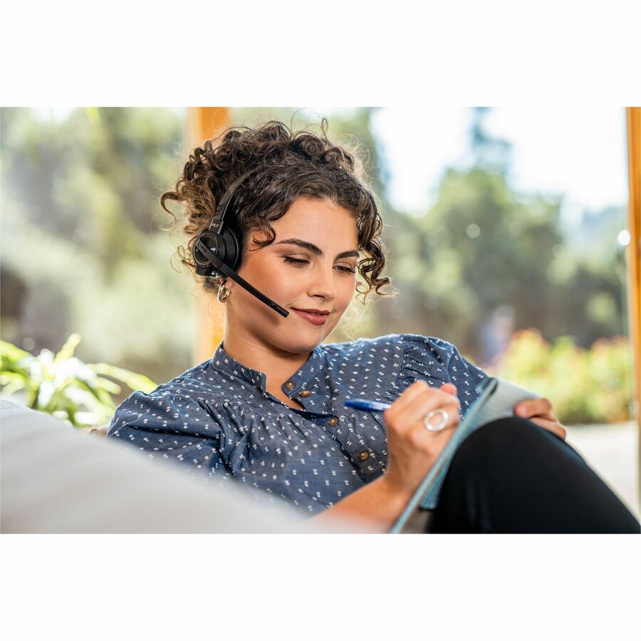 Poly Savi 8210 UC Microsoft Teams Certified DECT 1920-1930 MHz USB-A Headset — 77T31AA#ABA