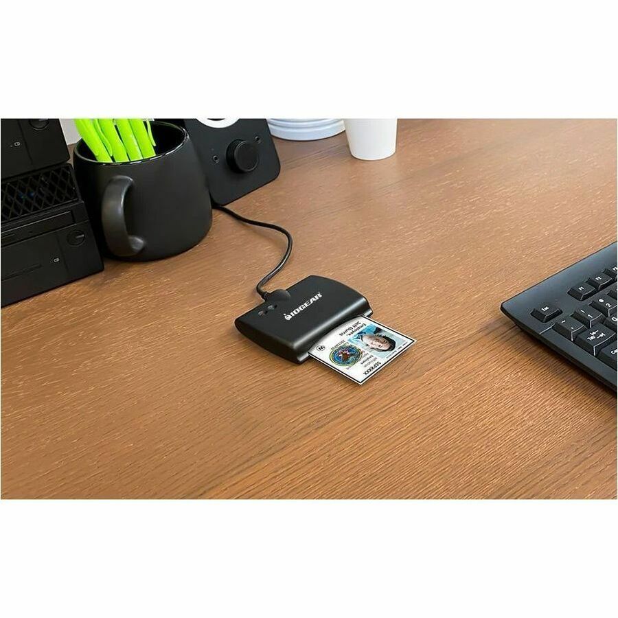 IOGERA USB Common Access Card Reader (TAA compliant) — GSR202