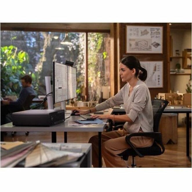 HP Z2 G1i Workstation - Intel Core Ultra 5 245K - 32 GB - 1 TB SSD - Small Form Factor - Black — BN5L0UT#ABA