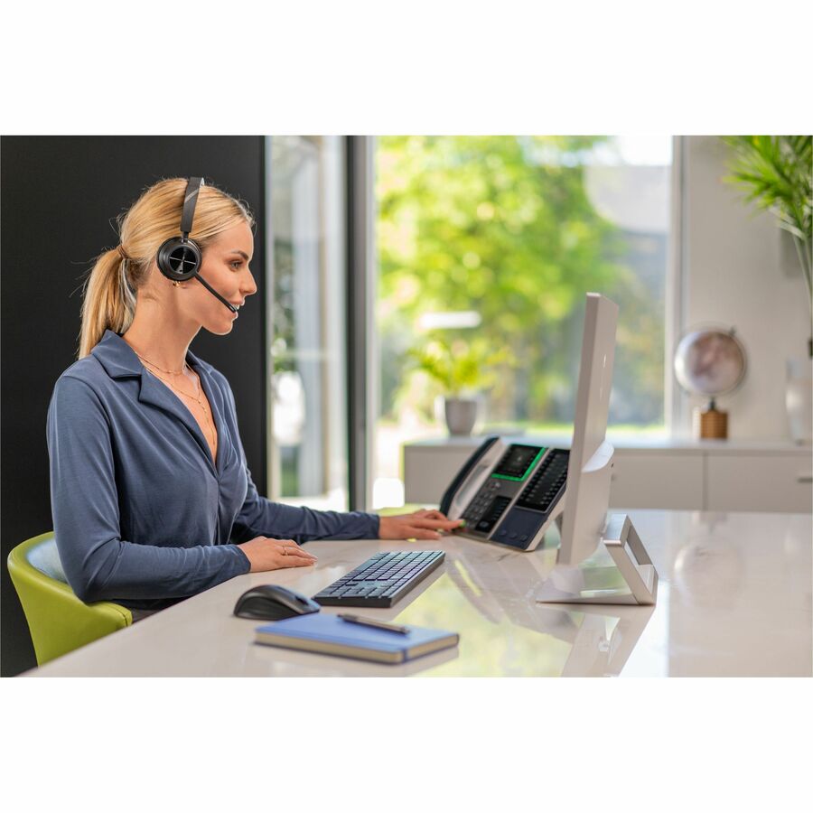 Poly Voyager 4320 USB-C Headset + BT700 Dongle + Charging Stand — 77Z31AA