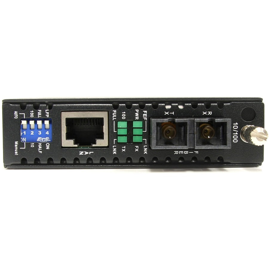 StarTech.com 10/100 Mbps Multi Mode Fiber Media Converter SC 2 km — ET90110SC2