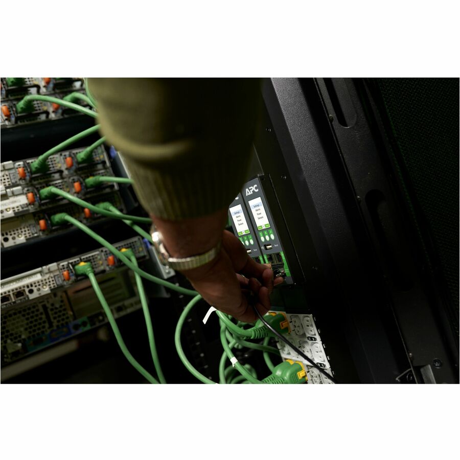 APC NetShelter Rack PDU Advanced, Switched Metered Outlet, 3Phase, 22.1kW 400V 32A or 17.3kW 415V 30A, 48 Outlets, IEC309 — APDU10350SM