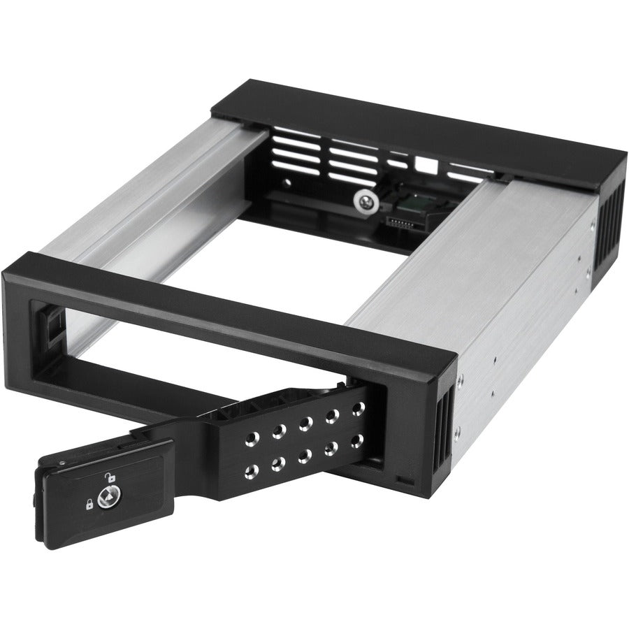 StarTech.com 5.25 to 3.5 Hard Drive Hot Swap Bay - Trayless - Aluminum - For 3.5" SATA/SAS Drives - Front Mount - SAS/ SATA Backplane — HSB1SATSASBA