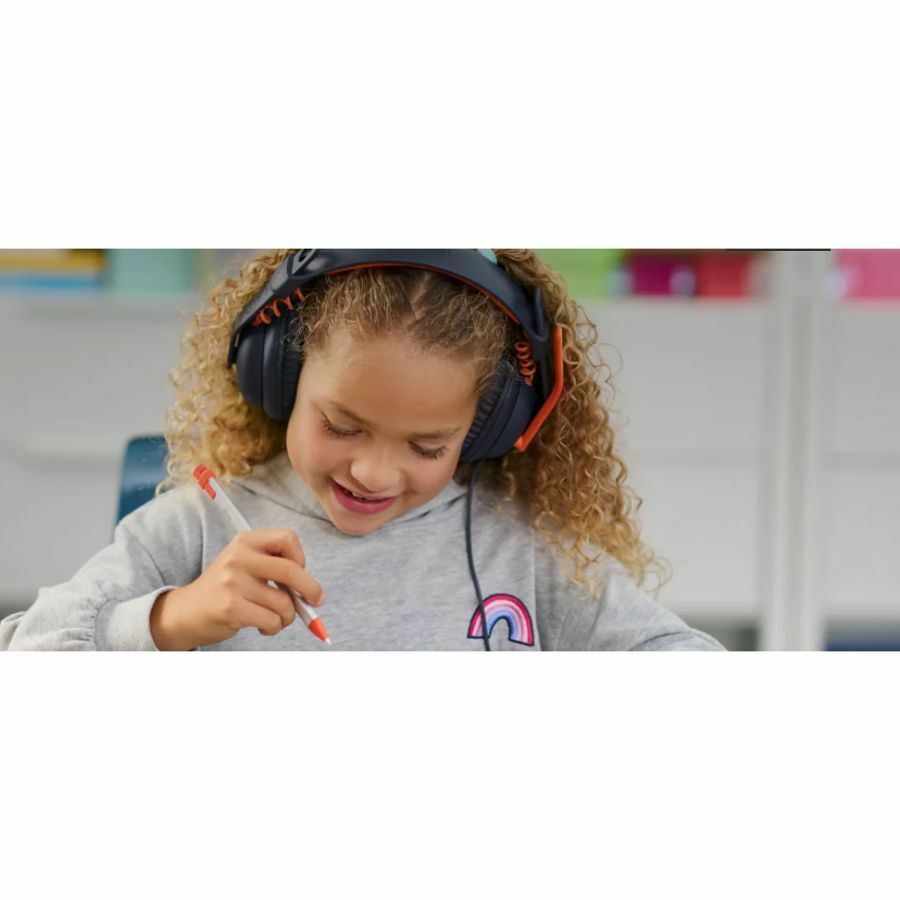Logitech Zone Learn Wired Headset with Microphone for Learners, Comfortable and Adjustable Fit for Kids, 3.5mm AUX, for Windows/MacOS/iPadOS/Android/Mobile — 981-001389