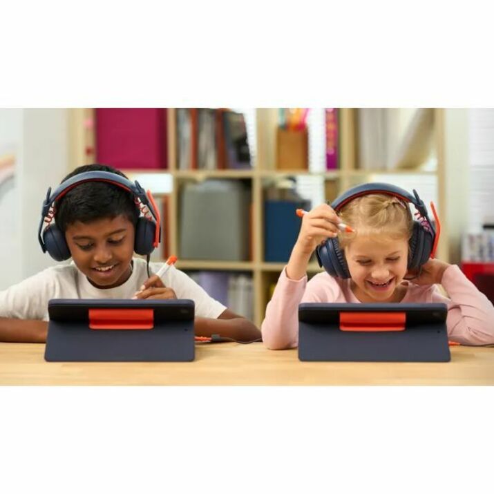 Logitech Zone Learn Wired Headset with Microphone for Learners, Comfortable and Adjustable Fit for Kids, 3.5mm AUX, for Windows/MacOS/iPadOS/Android/Mobile — 981-001389