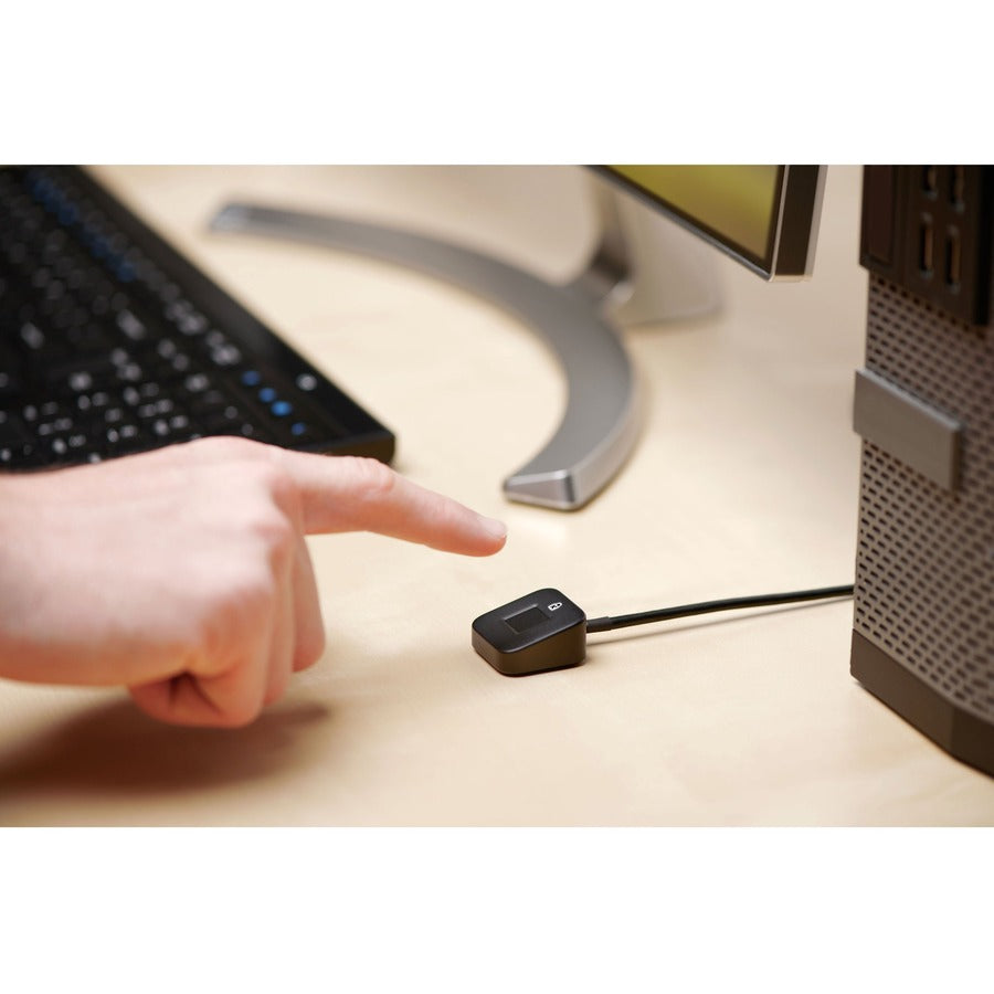 Kensington VeriMark Desktop Fingerprint Key — K62330WW