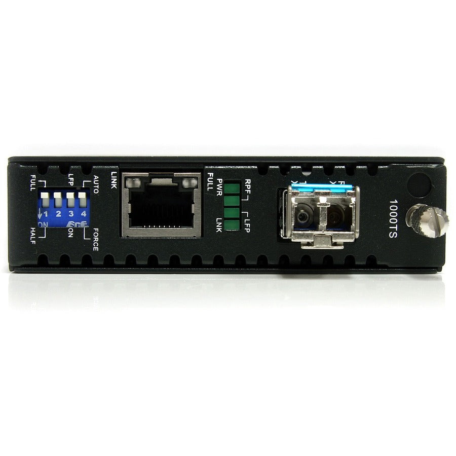 StarTech.com 1000 Mbps Gigabit Single Mode Fiber Media Converter LC 40 km — ET1000S40LC2