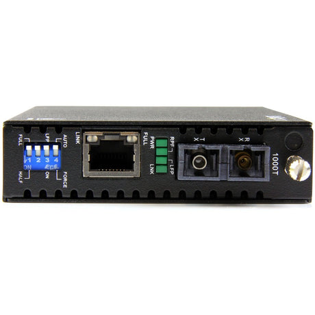StarTech.com Gigabit Ethernet Single Mode Fiber Media Converter SC 40 km - 1000 Mbps — ET91000SM402
