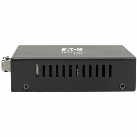 Eaton Tripp Lite Series Gigabit Multimode Fiber to Ethernet Media Converter, PoE+ - 10/100/1000 LC, 850 nm, 550M (1804.46 ft.) — N785-P01-LC-MM1