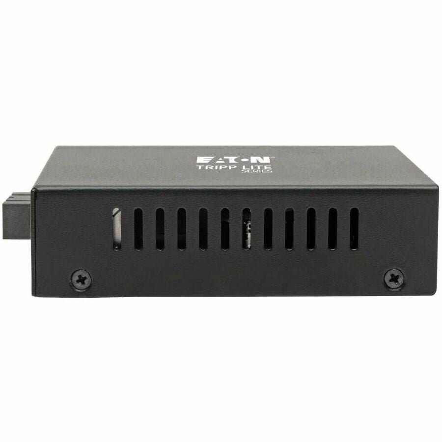 Eaton Tripp Lite Series Gigabit Singlemode Fiber to Ethernet Media Converter, PoE+ - 10/100/1000 SC, 1310 nm, 20 km (12.4 mi.) — N785-P01-SC-SM1