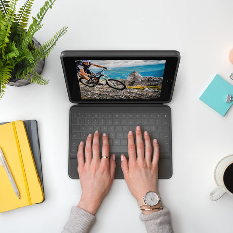 Logitech Rugged Folio Rugged Keyboard/Cover Case (Folio) Apple, Logitech iPad (7th Generation), iPad (8th Generation), iPad (9th Generation) Tablet - Graphite — 920-009312
