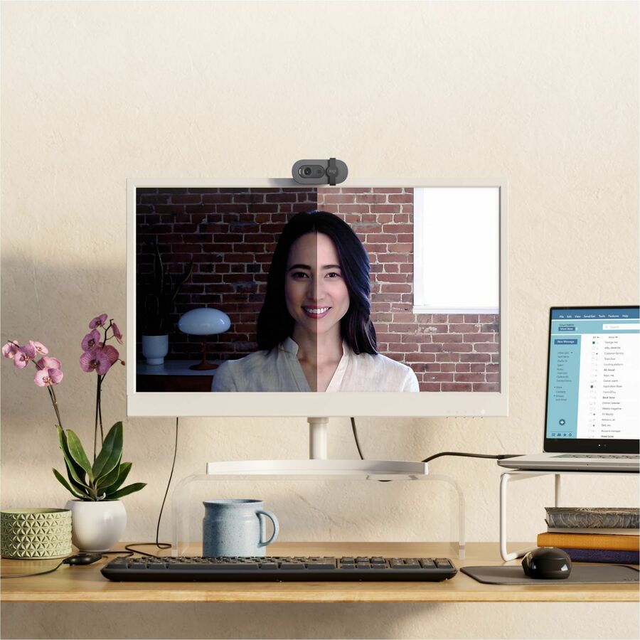 Logitech BRIO 100 Webcam - 2 Megapixel - 30 fps - Graphite - USB Type A — 960-001580