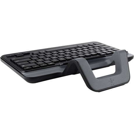 Belkin Wired Tablet Keyboard With Stand for iPad with Lightning Connector — B2B130