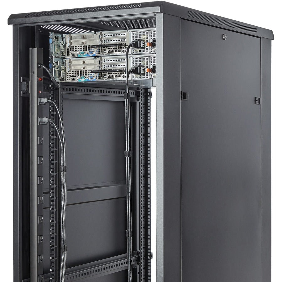 StarTech.com Server Rack PDU with 24 Outlets - Power Distribution Unit for 42U Racks or Cabinets - 0U — RKPW247015