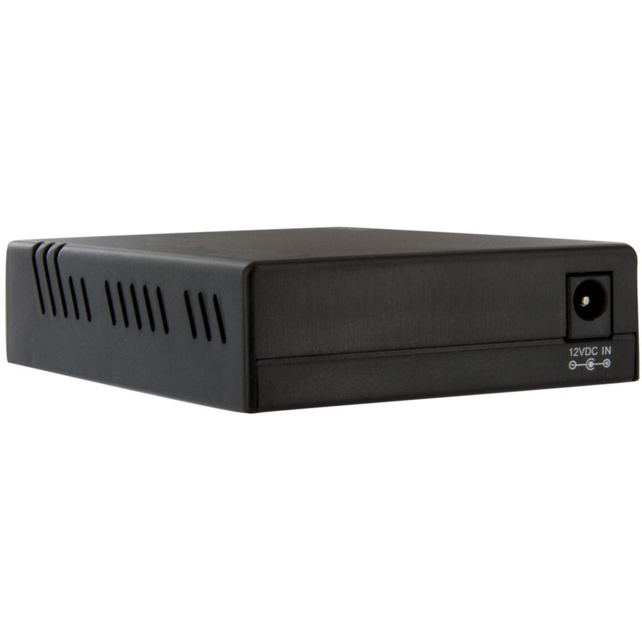 StarTech.com 10/100 Fiber to Ethernet Media Converter Multi Mode SC 2 km — MCM110SC2