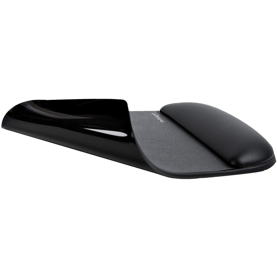 StarTech.com Mouse Pad with Hand rest, 6.7x7.1x 0.8in (17x18x2cm), Ergonomic Mouse Pad w/ Wrist Support, Non-Slip PU Base, Gel Mouse Pad — B-ERGO-MOUSE-PAD