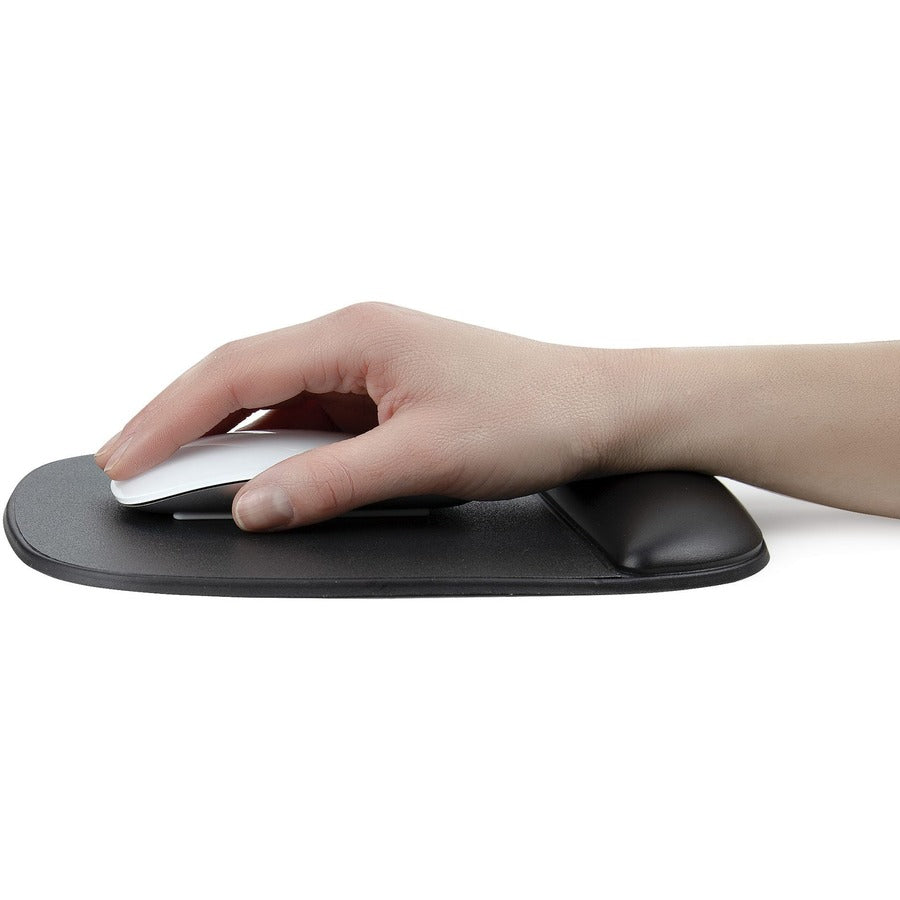 StarTech.com Mouse Pad with Hand rest, 6.7x7.1x 0.8in (17x18x2cm), Ergonomic Mouse Pad w/ Wrist Support, Non-Slip PU Base, Gel Mouse Pad — B-ERGO-MOUSE-PAD