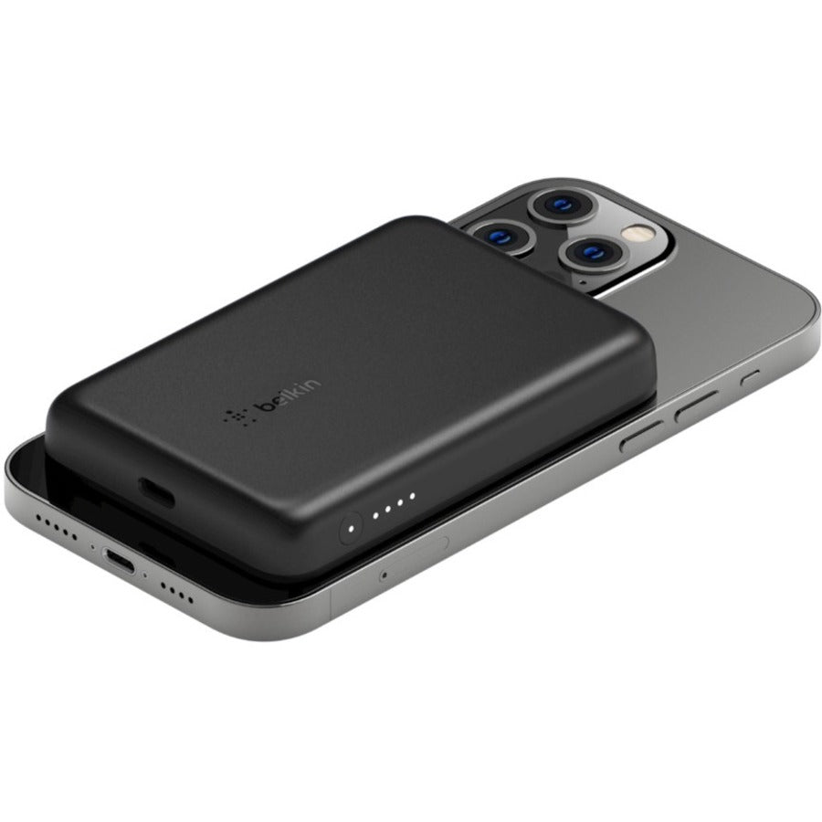 Belkin BoostCharge Magnetic Wireless Power Bank 2.5K — BPD002btBK