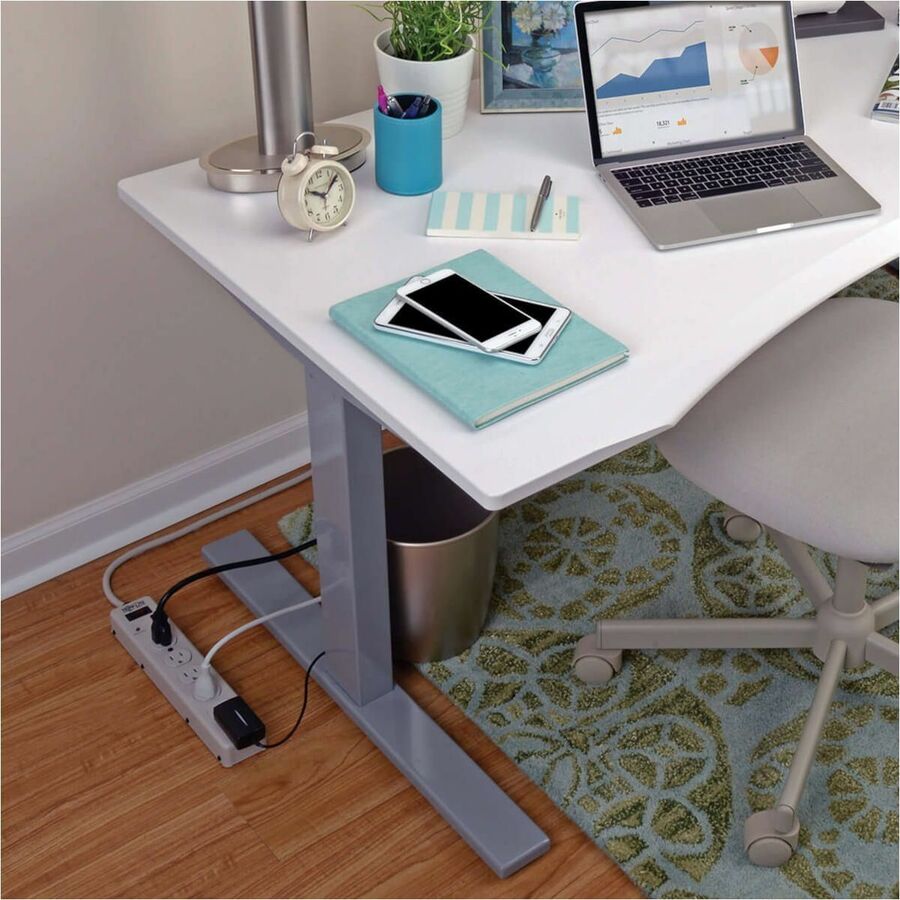 Eaton Tripp Lite Series Protect It! 6-Outlet Surge Protector, 6 ft. (1.83 m) cord, 1340 Joules, Diagnostic LED — TLM606HJ