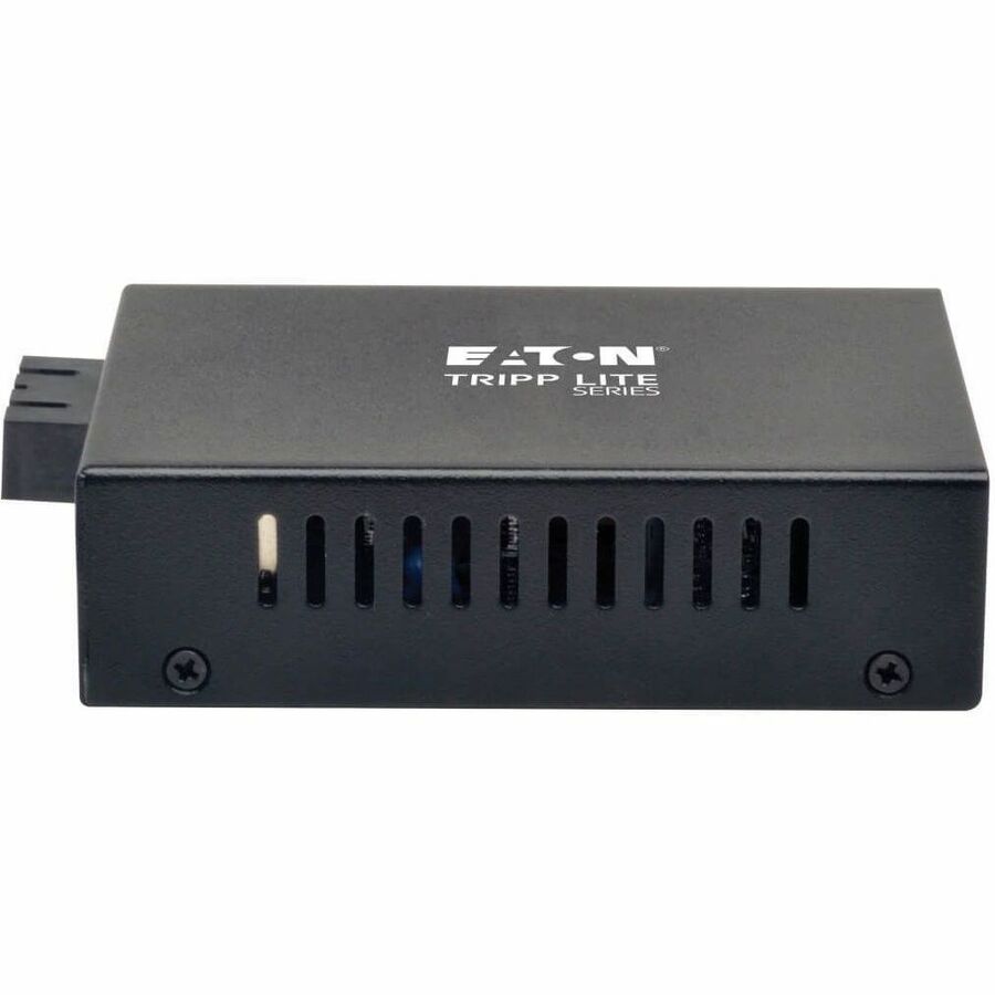 Eaton Tripp Lite Series Gigabit Multimode Fiber to Ethernet Media Converter, 10/100/1000 SC, 550 m, 850 nm — N785-001-SC-MM