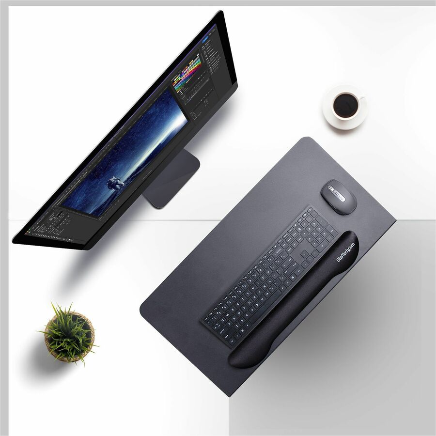 StarTech.com Steel Desk Corner Sleeve, For L-Shaped/Corner Desk, Up to 1.5in (38.1mm) Thick, Increase Space for Keyboard/Mouse, Desk Tray — DSKCRNRSLV