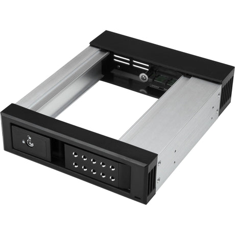 StarTech.com 5.25 to 3.5 Hard Drive Hot Swap Bay - Trayless - Aluminum - For 3.5" SATA/SAS Drives - Front Mount - SAS/ SATA Backplane — HSB1SATSASBA