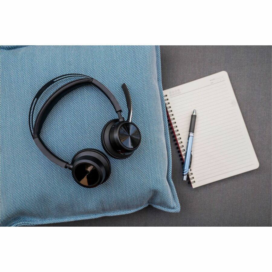 Poly Voyager Focus 2 USB-C-C Headset +USB-C/A Adapter + Charging Stand — 9T9J5AA#AC3