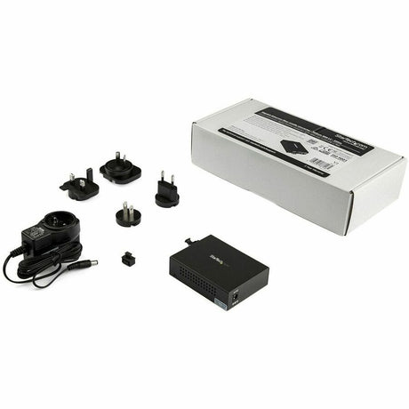 StarTech.com Gigabit Ethernet Fiber Media Converter - Compact - 850nm MM LC - 550m - With MM SFP Transceiver — MCM1110MMLC