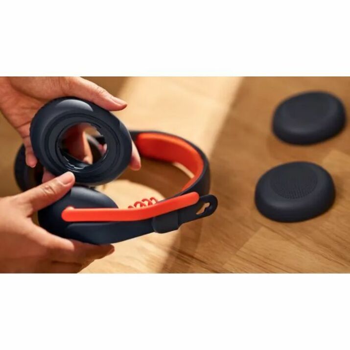 Logitech Zone Learn Wired Headset with Microphone for Learners, Comfortable and Adjustable Fit for Kids, 3.5mm AUX, for Windows/MacOS/iPadOS/Android/Mobile — 981-001389
