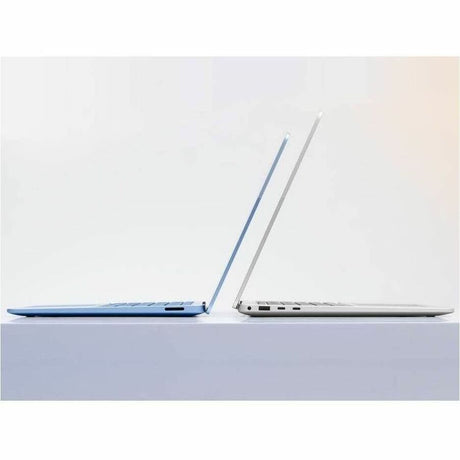 Microsoft Surface Laptop 7 13.8" Touchscreen Copilot+ PC Notebook - Intel Core Ultra 7 - 32 GB - 512 GB SSD - English Keyboard - Platinum - TAA Compliant — EP2-22139