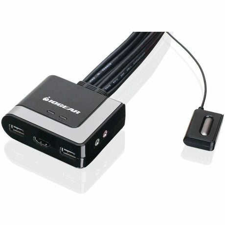 IOGEAR KVM Switch — GCS62HU